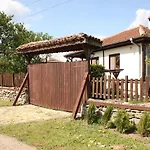 къщата с кладенеца - с. кантарджиево *