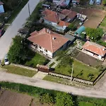 къщата с кладенеца - с. кантарджиево