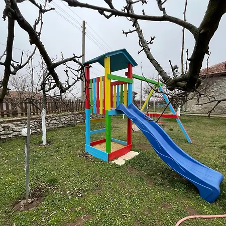 къщата с кладенеца - с. кантарджиево Holiday home General-Kantardzhievo