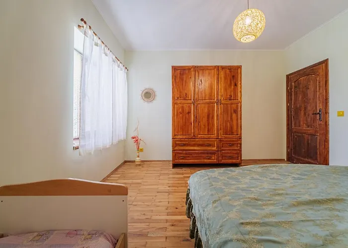 Ваканционна къща къщата с кладенеца - с. кантарджиево Генерал-Кантарджиево