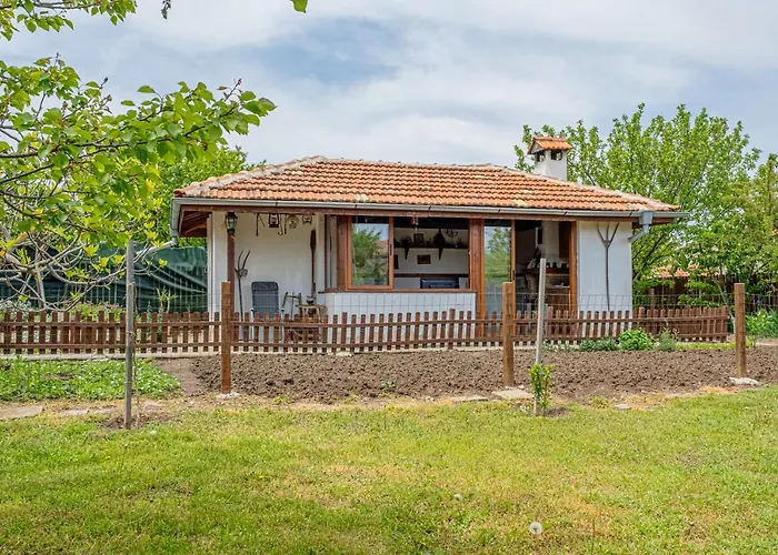 къщата с кладенеца - с. кантарджиево Ваканционна къща