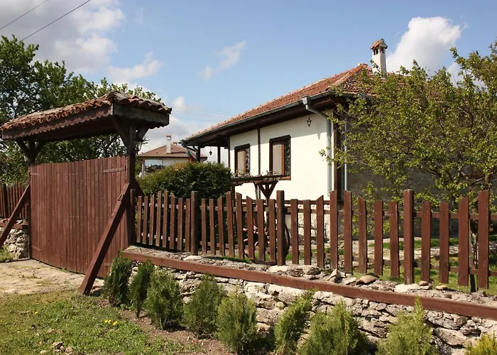 къщата с кладенеца - с. кантарджиево Ваканционна къща *