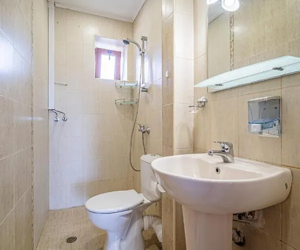 Ваканционна къща къщата с кладенеца - с. кантарджиево Генерал-Кантарджиево