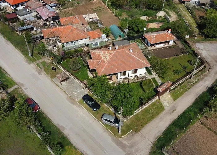 къщата с кладенеца - с. кантарджиево Ваканционна къща Генерал-Кантарджиево