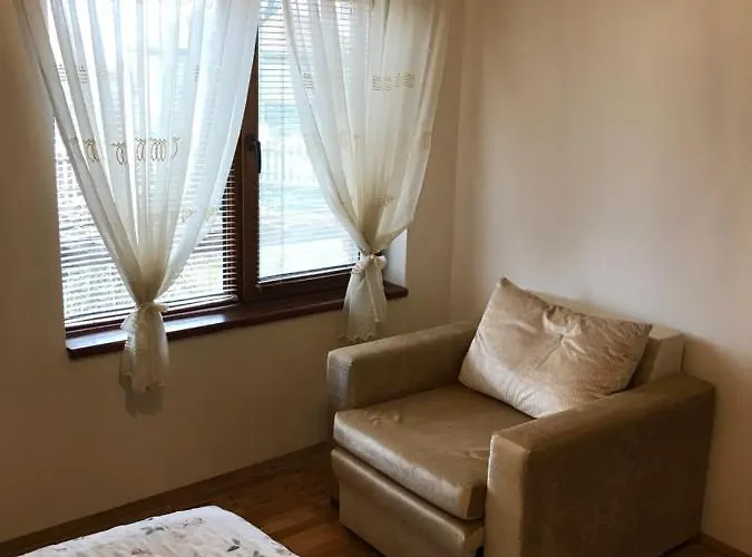 къщата с кладенеца - с. кантарджиево Генерал-Кантарджиево