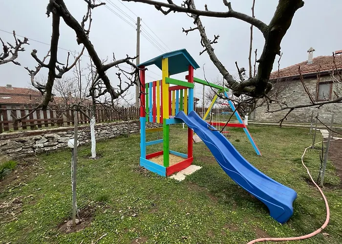 къщата с кладенеца - с. кантарджиево Ваканционна къща Генерал-Кантарджиево