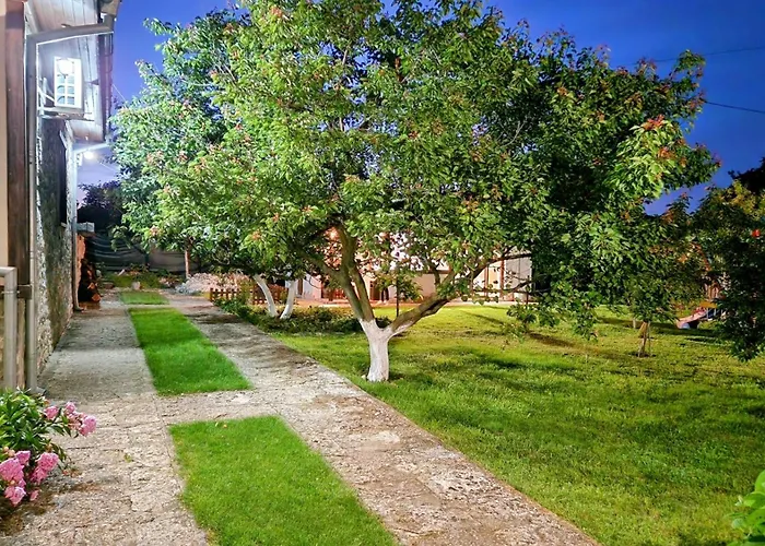 къщата с кладенеца - с. кантарджиево Ваканционна къща Генерал-Кантарджиево