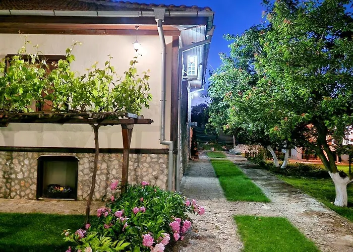 Ваканционна къща къщата с кладенеца - с. кантарджиево Генерал-Кантарджиево